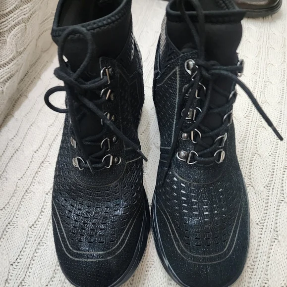 Jambu Black Mesh Athletic Shoes.New Condition - Picture 5 of 9